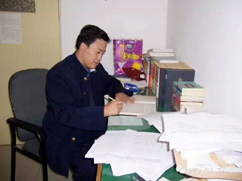 View ��չ�Ļ�Э��᳤������ details